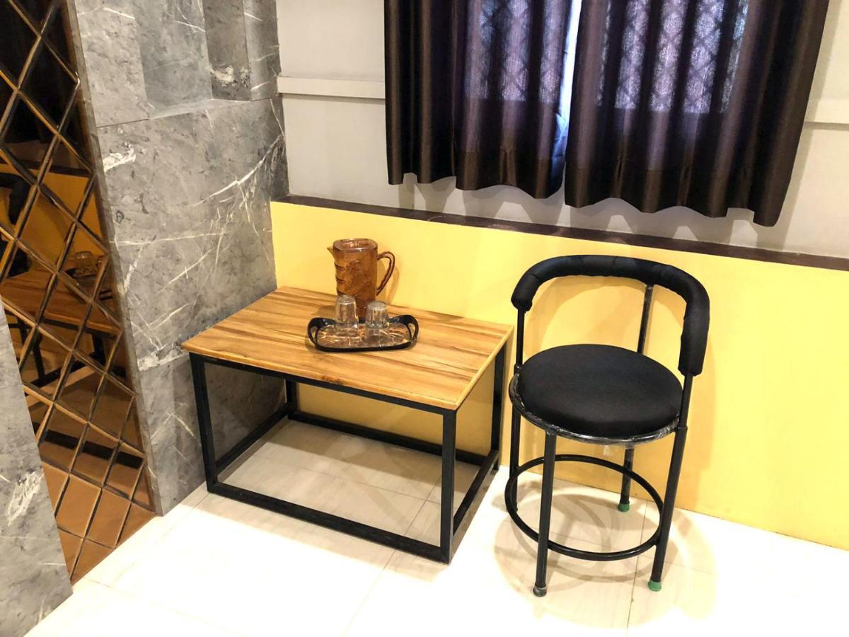 瓦拉纳西 The Madaar House酒店 外观 照片